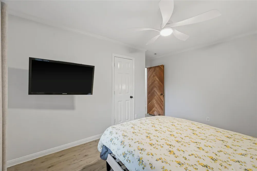 15810 Acapulco Drive Jersey Village, TX 77040