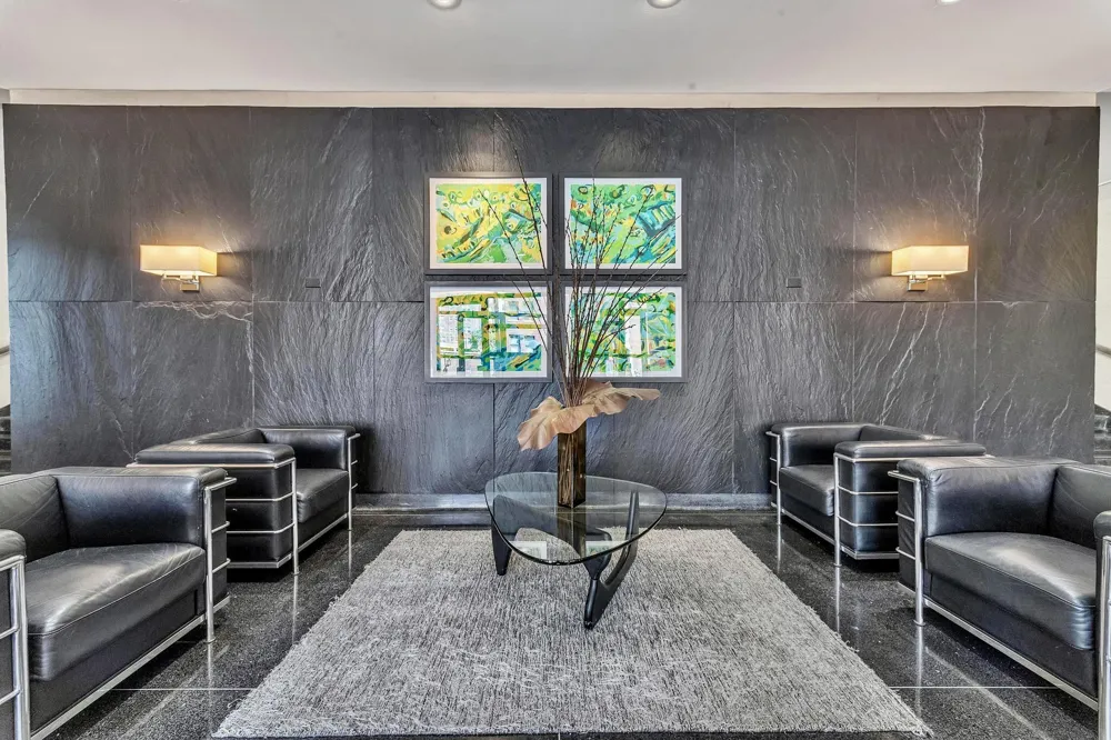 8200 E Jefferson Avenue #610 Detroit, MI 48214