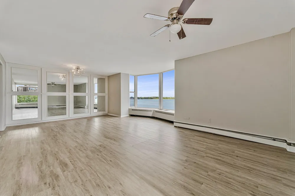 8200 E Jefferson Avenue #610 Detroit, MI 48214