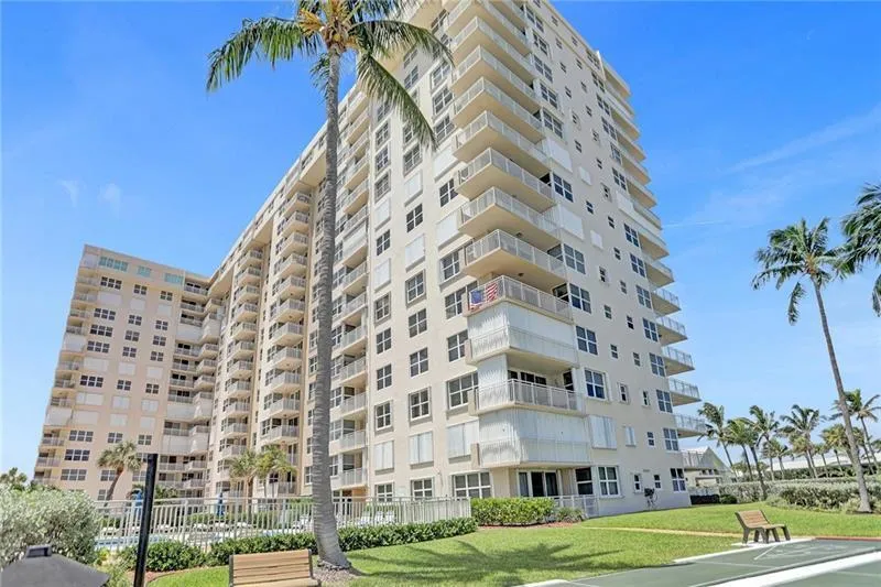 5200 OCEAN BOULEVARD #109C Lauderdale By The Sea, FL 33308