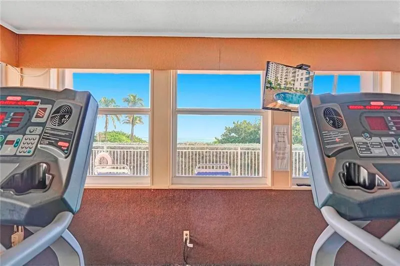 5200 OCEAN BOULEVARD #109C Lauderdale By The Sea, FL 33308