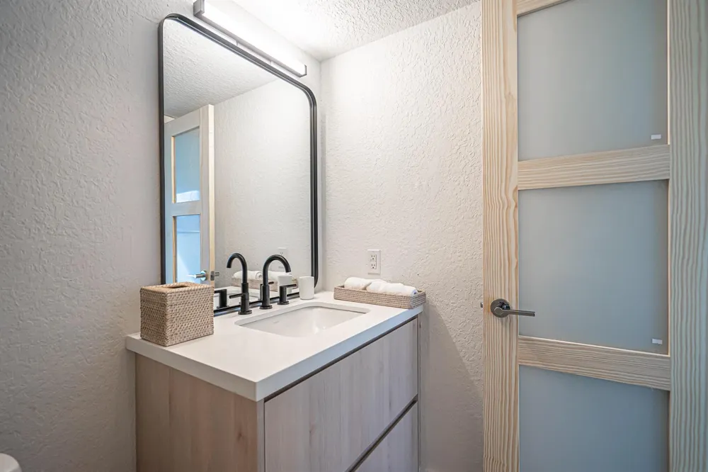 5200 OCEAN BOULEVARD #109C Lauderdale By The Sea, FL 33308