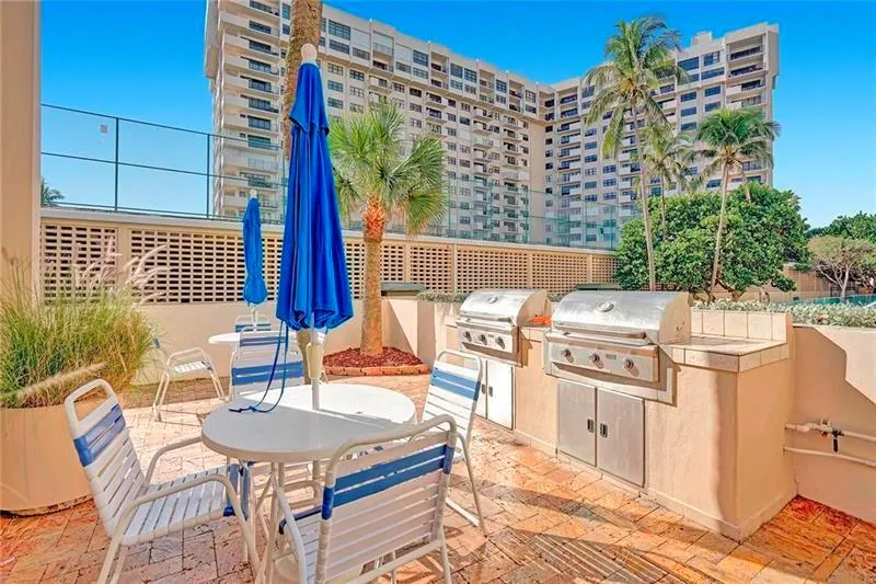 5200 OCEAN BOULEVARD #109C Lauderdale By The Sea, FL 33308