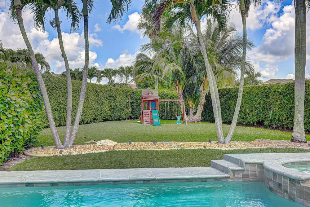 21318 Gosier Way Boca Raton, FL 33428