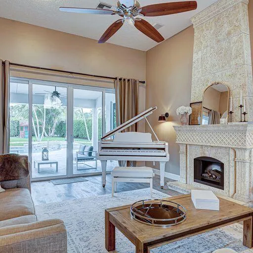 21318 Gosier Way Boca Raton, FL 33428