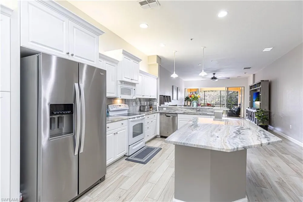 8641 Piazza Del Lago Circle #203 Estero, FL 33928