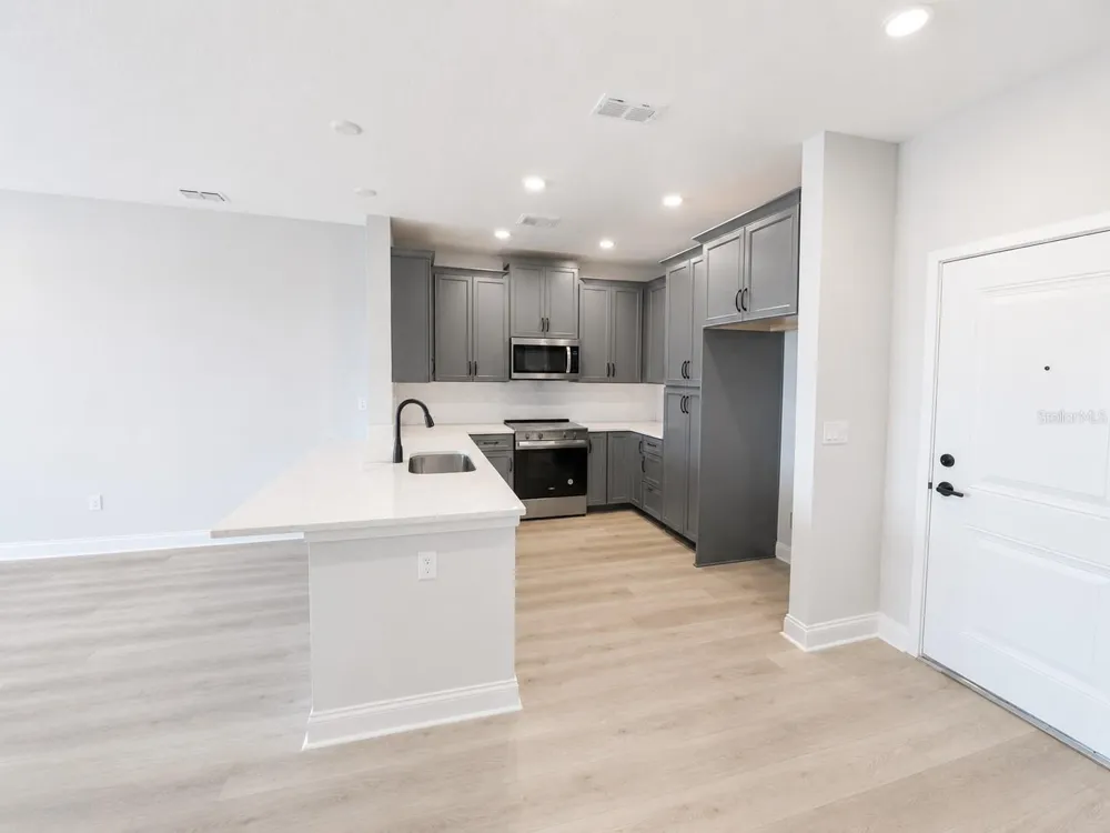 7545 LAUREATE BOULEVARD #7301 Orlando, FL 32827