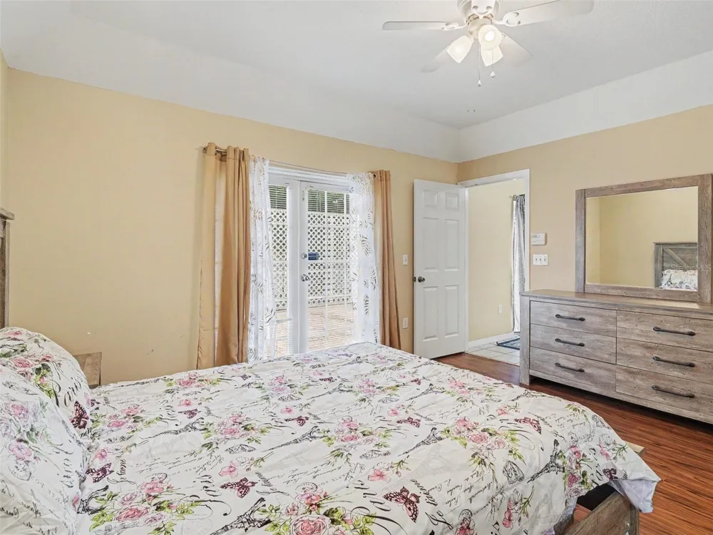 3715 E 31ST STREET Bradenton, FL 34208
