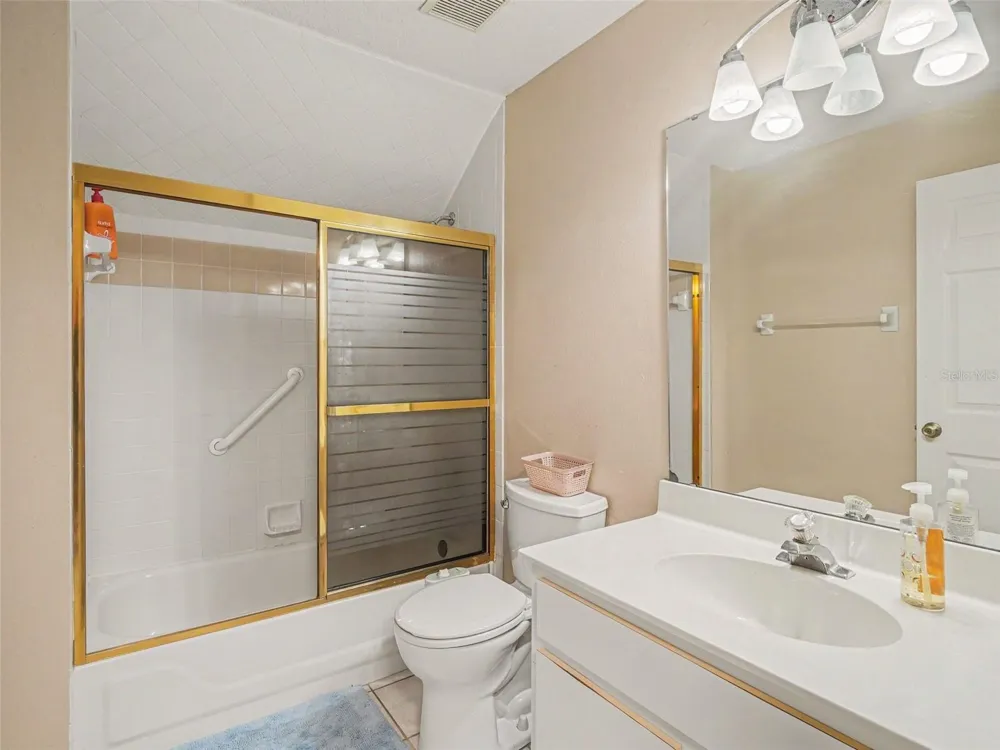 3715 E 31ST STREET Bradenton, FL 34208