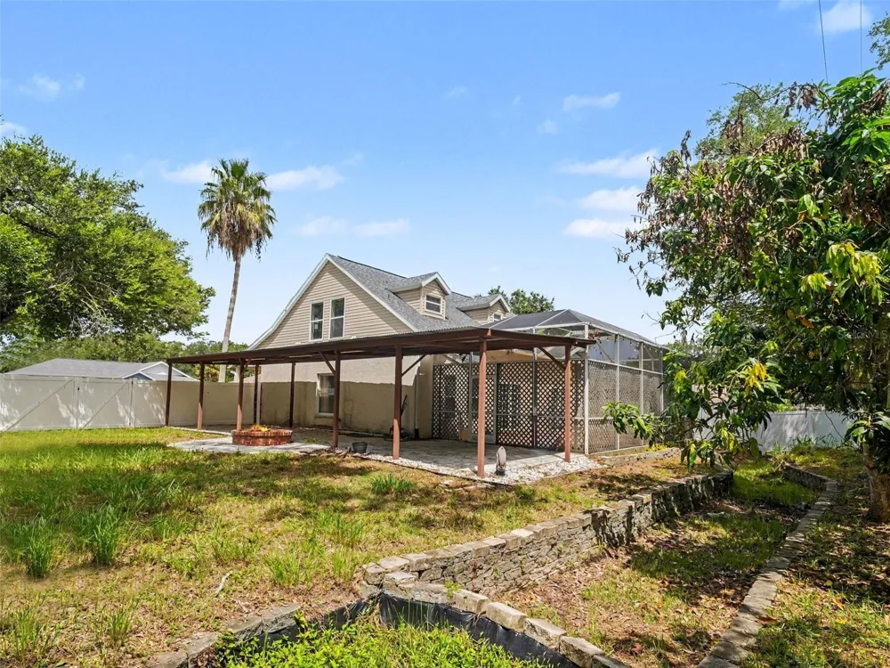 3715 E 31ST STREET Bradenton, FL 34208
