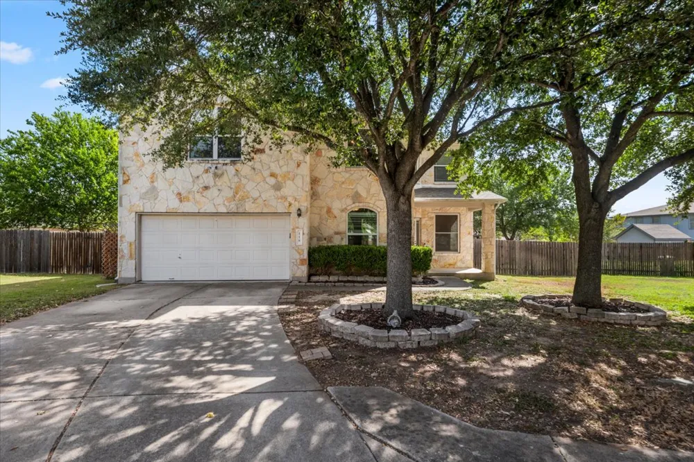 118 Rio Grande Drive Kyle, TX 78640