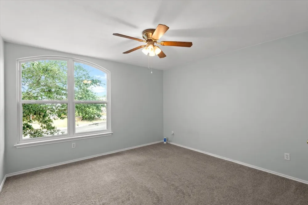 118 Rio Grande Drive Kyle, TX 78640