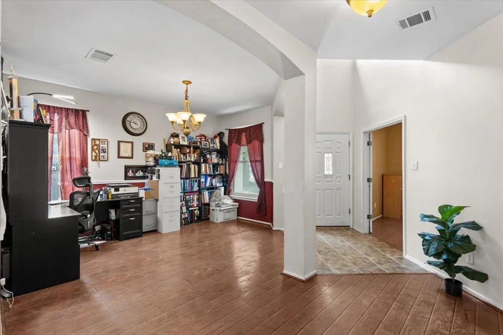 118 Rio Grande Drive Kyle, TX 78640