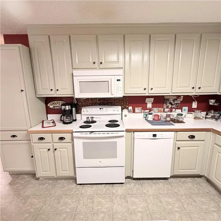 5475 Cool Creek Court Lula, GA 30554