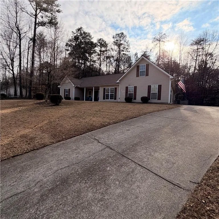 5475 Cool Creek Court Lula, GA 30554