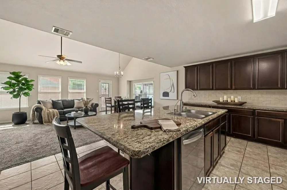 9206 Rustling Manor Lane Richmond, TX 77407