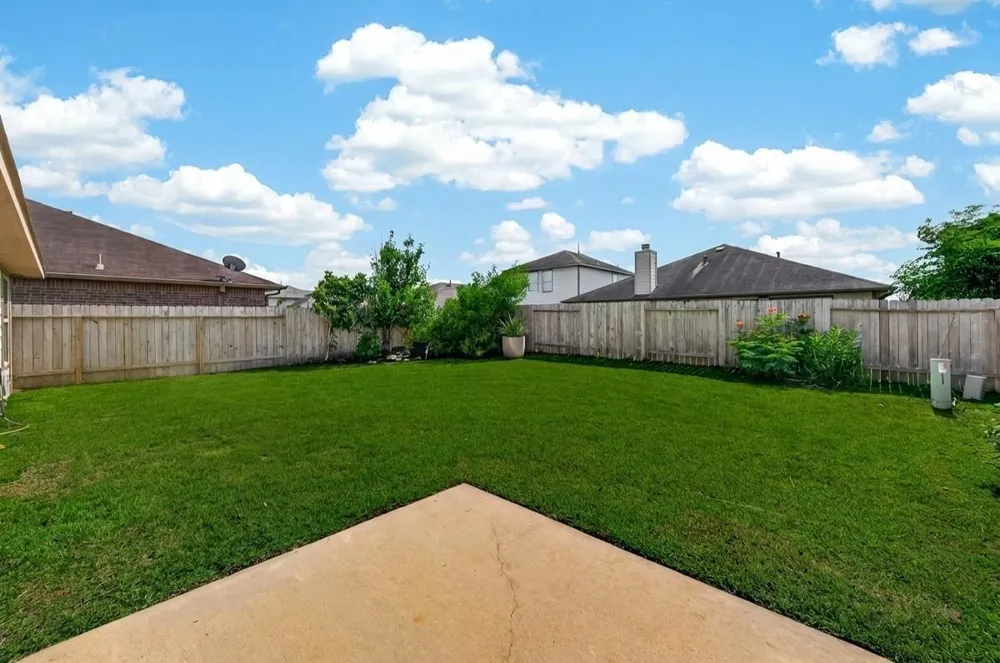 9206 Rustling Manor Lane Richmond, TX 77407