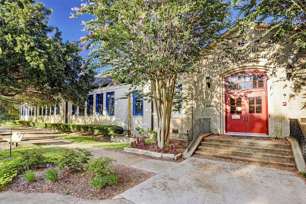2001 Holcombe Boulevard #303 Houston, TX 77030