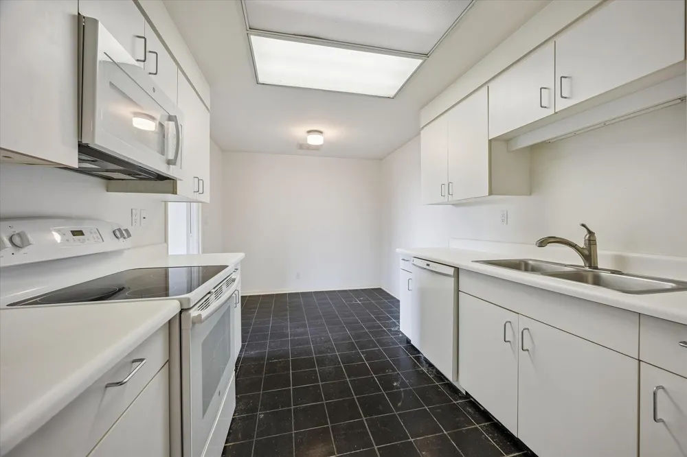 2001 Holcombe Boulevard #303 Houston, TX 77030