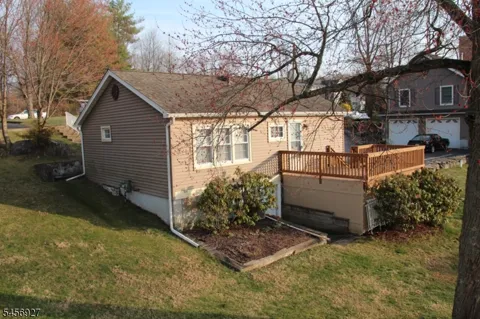 31 Ringwood Lane