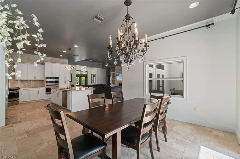 5420 Boxwood Way Naples, FL 34116
