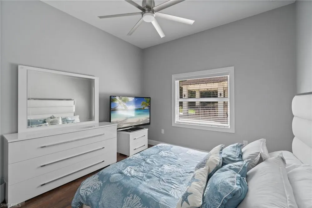5420 Boxwood Way Naples, FL 34116