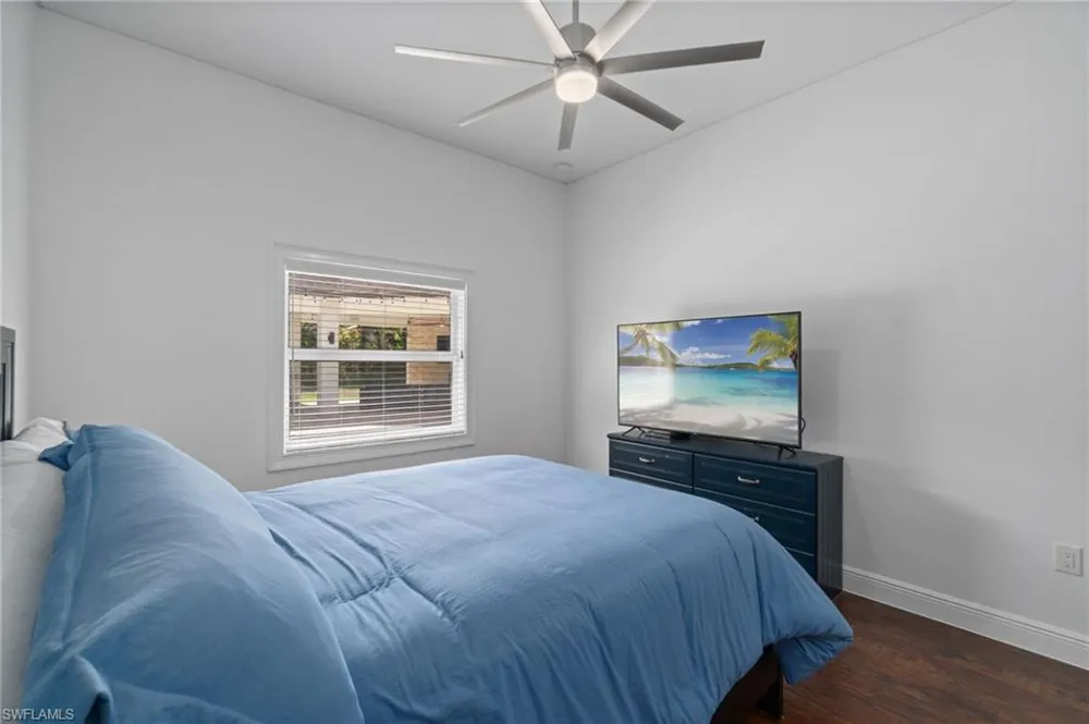 5420 Boxwood Way Naples, FL 34116