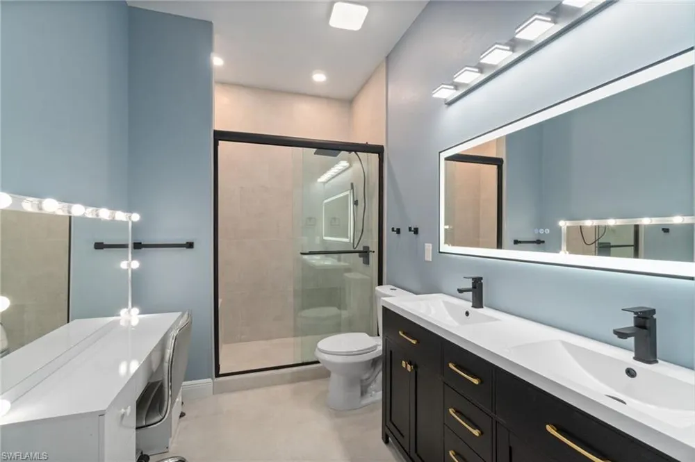 5420 Boxwood Way Naples, FL 34116