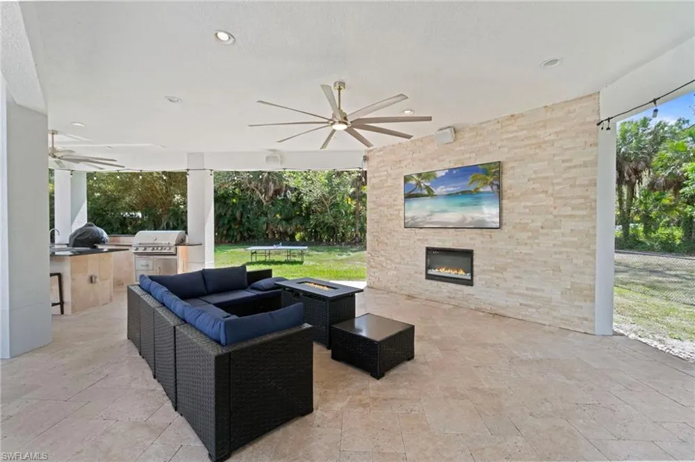 5420 Boxwood Way Naples, FL 34116