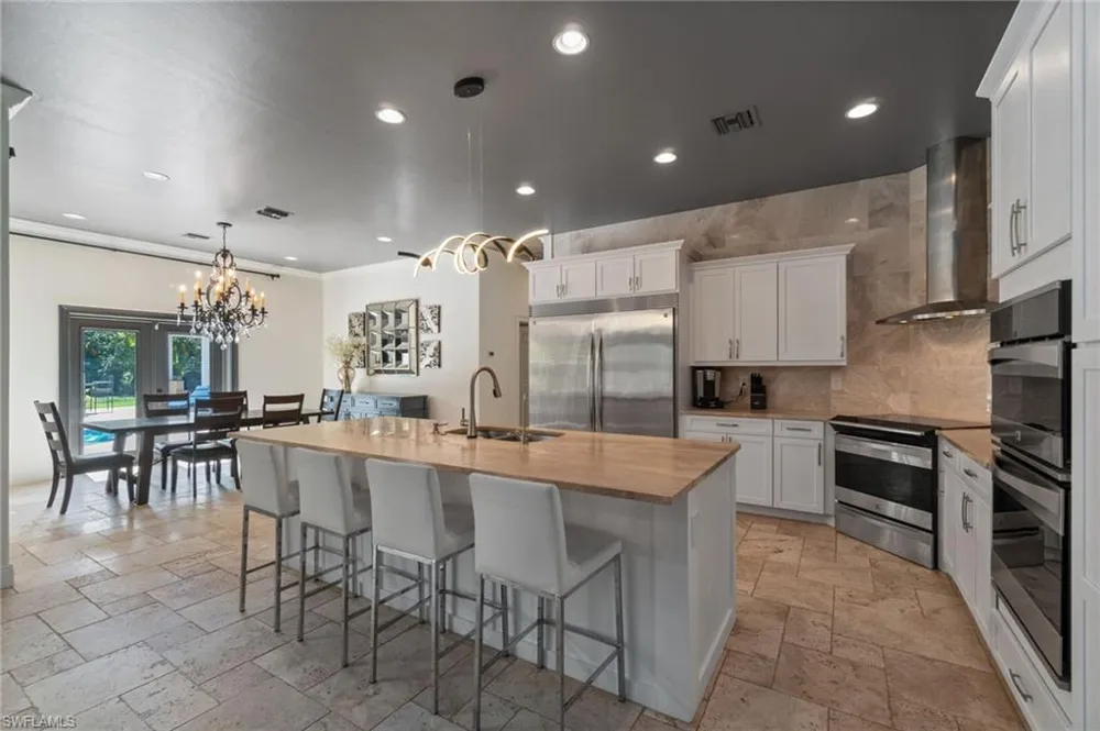 5420 Boxwood Way Naples, FL 34116