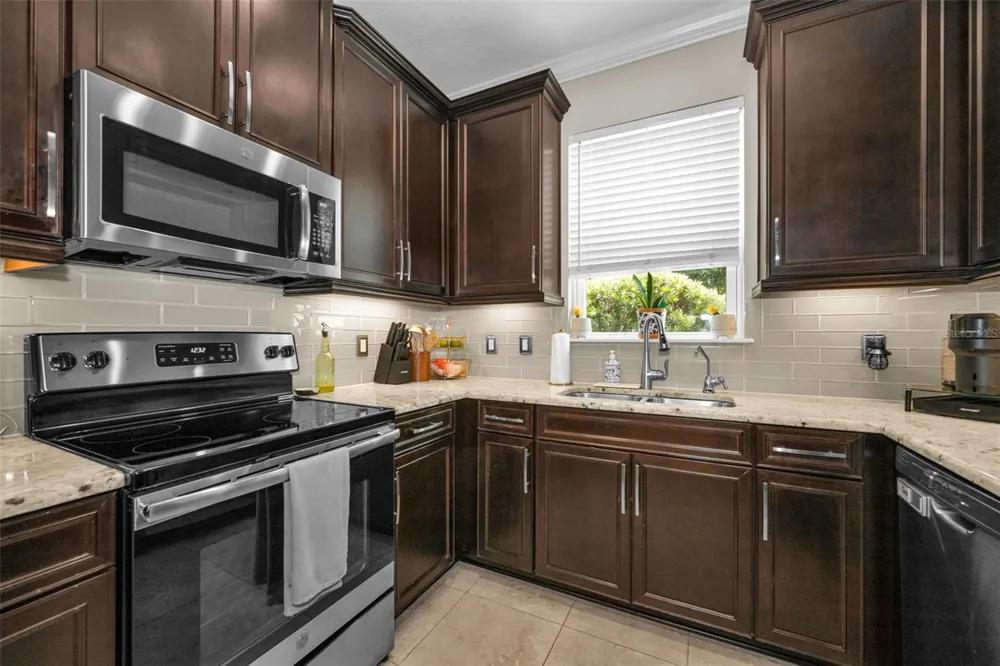 26399 LIMESTONE SPRINGS WAY Wesley Chapel, FL 33544