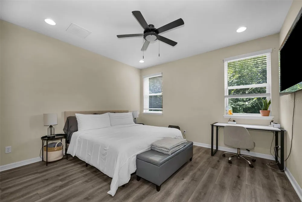 26399 LIMESTONE SPRINGS WAY Wesley Chapel, FL 33544