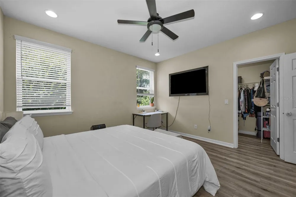 26399 LIMESTONE SPRINGS WAY Wesley Chapel, FL 33544