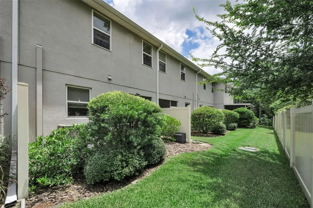 26399 LIMESTONE SPRINGS WAY Wesley Chapel, FL 33544