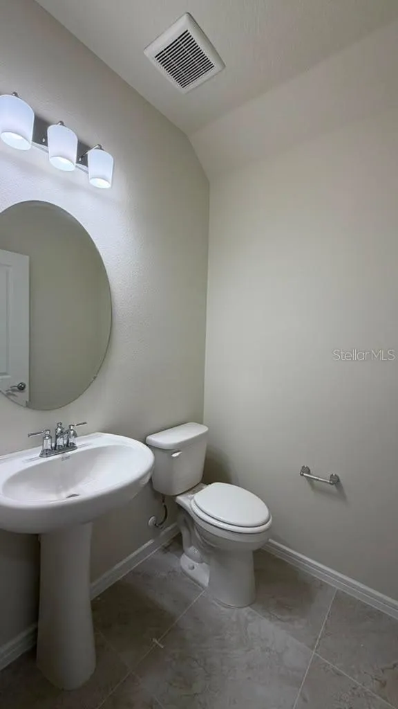 2122 SOUTHBURY DRIVE Kissimmee, FL 34744