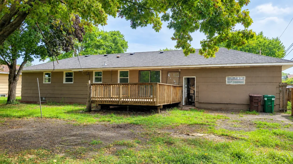 5901 Ewing Avenue Brooklyn Center, MN 55429