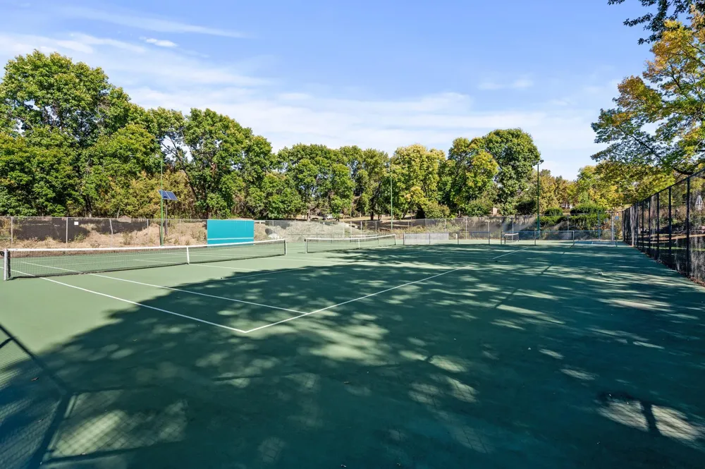 8948 Neill Lake Road #155E Eden Prairie, MN 55347
