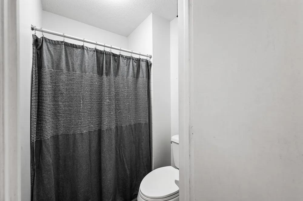 8948 Neill Lake Road #155E Eden Prairie, MN 55347