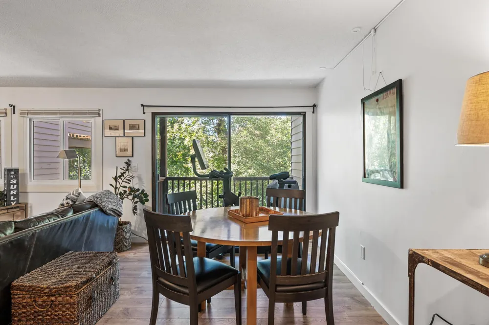 8948 Neill Lake Road #155E Eden Prairie, MN 55347