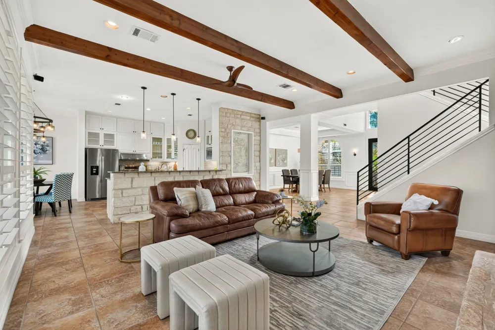 47 WATERFALL DRIVE The Hills, TX 78738