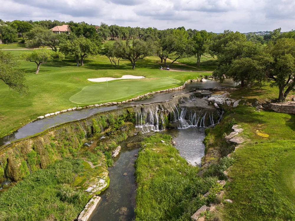 47 WATERFALL DRIVE The Hills, TX 78738