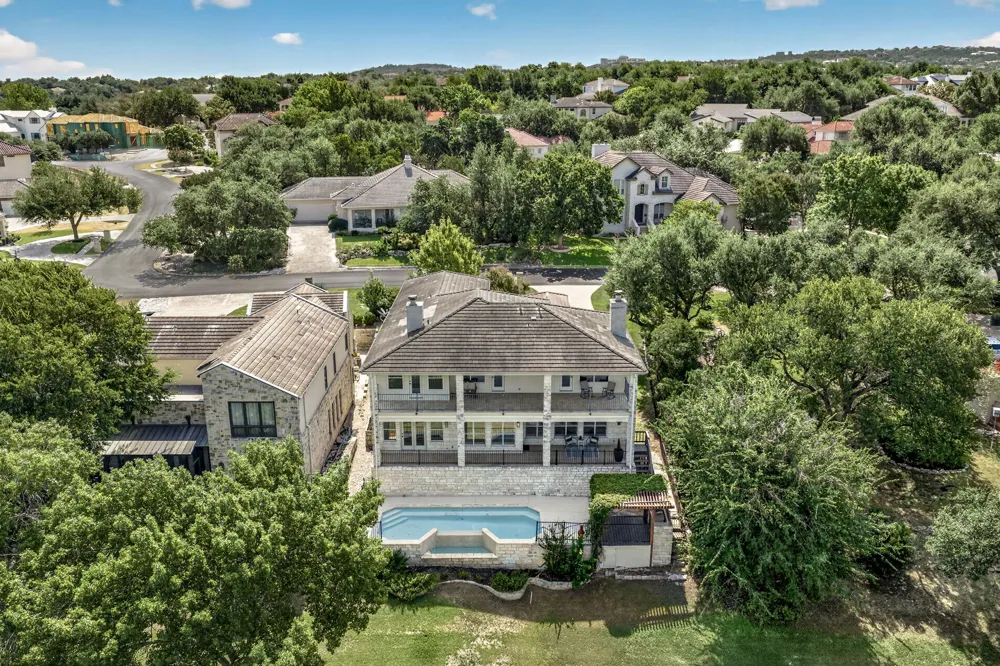 47 WATERFALL DRIVE The Hills, TX 78738