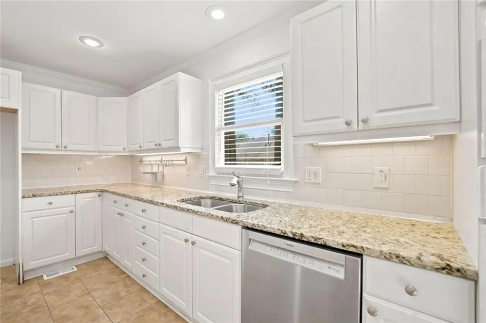 1632 Oakwood Court Marietta, GA 30066