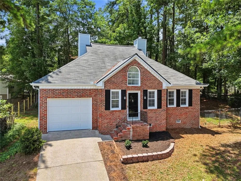1632 Oakwood Court Marietta, GA 30066