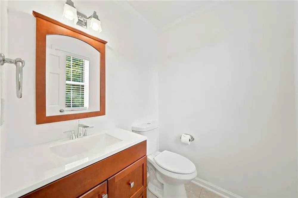 1632 Oakwood Court Marietta, GA 30066