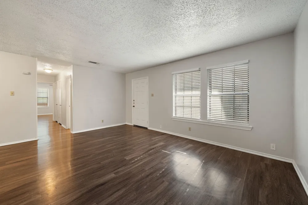 1108 Elm Street #10 Denton, TX 76201