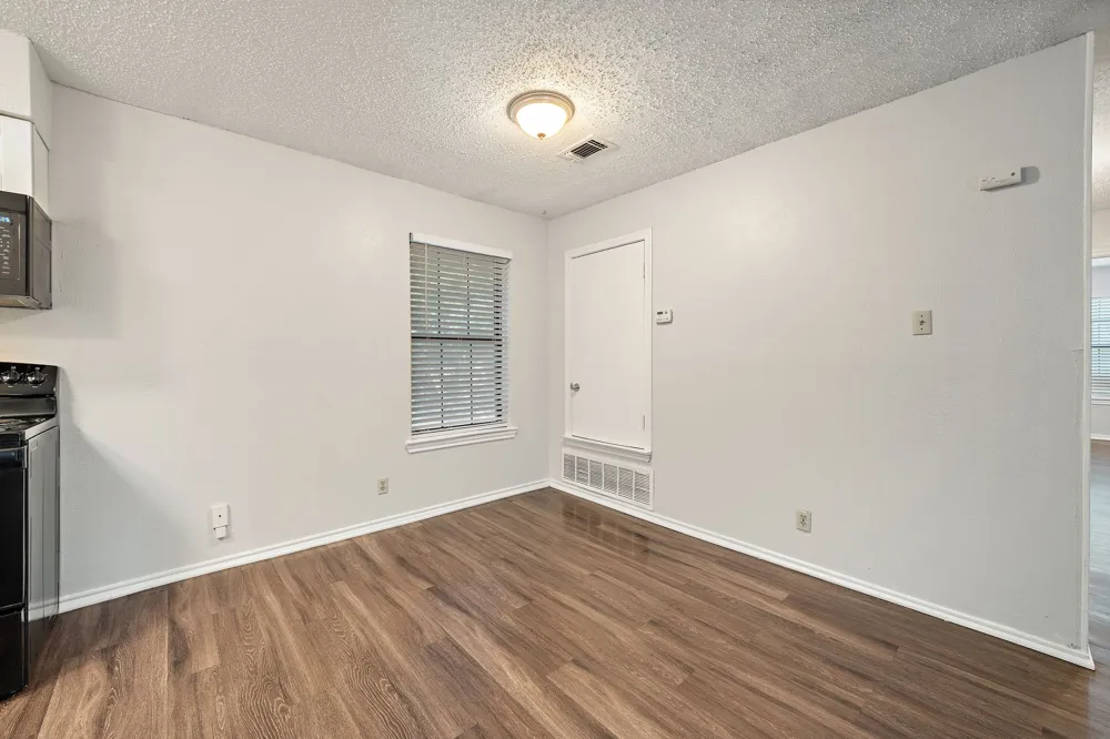 1108 Elm Street #10 Denton, TX 76201