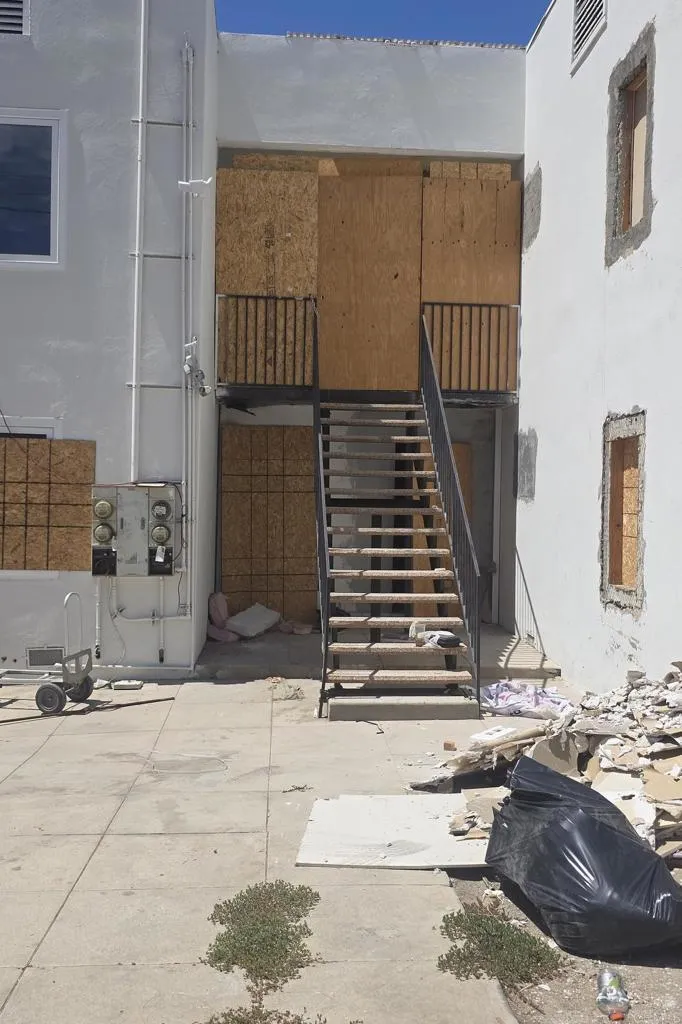 144 S Kenmore Avenue Los Angeles, CA 90004