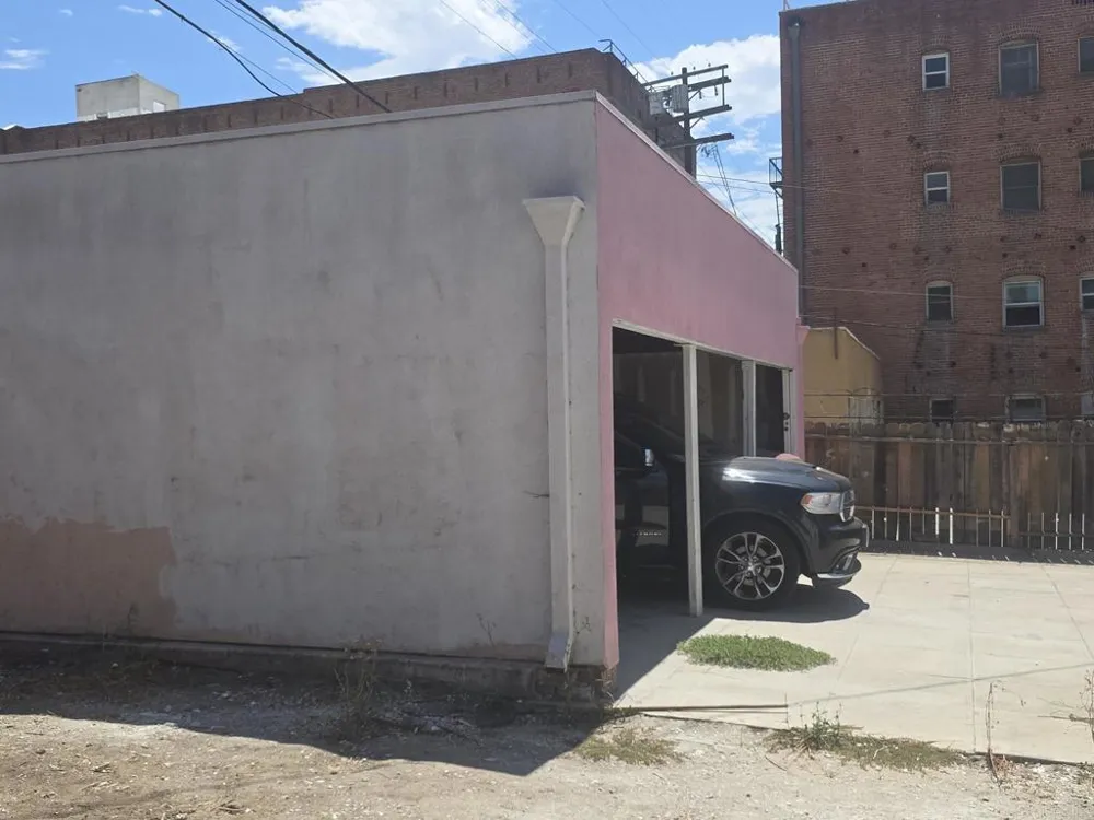 144 S Kenmore Avenue Los Angeles, CA 90004