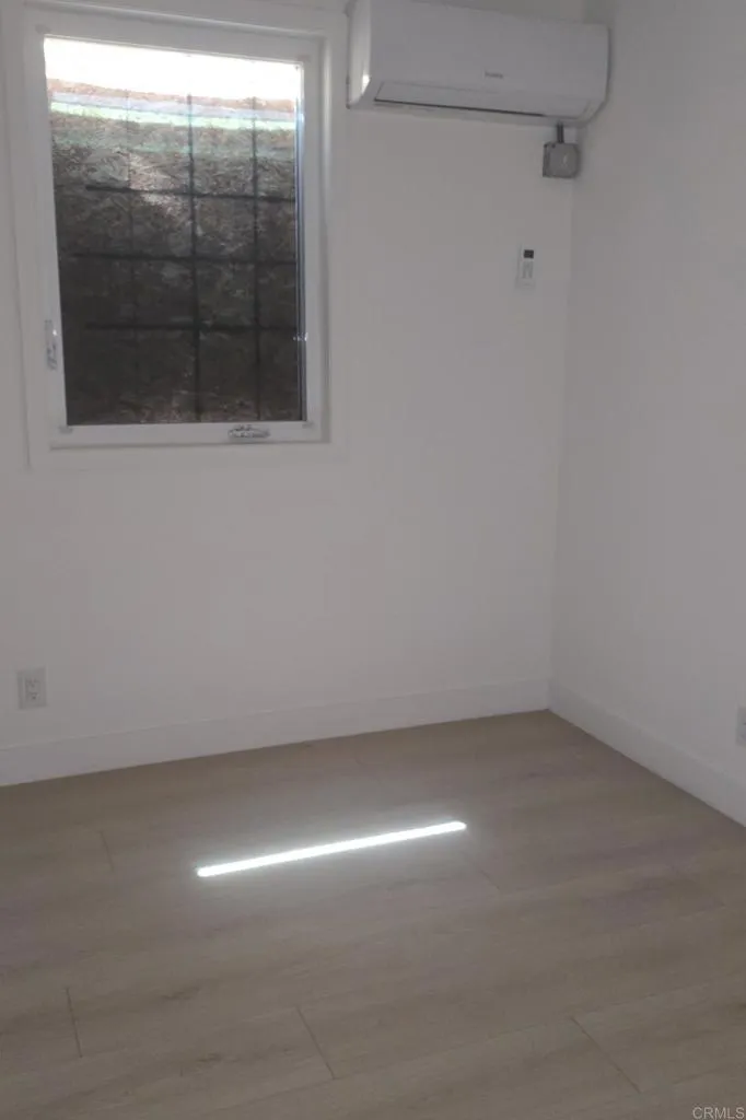 144 S Kenmore Avenue Los Angeles, CA 90004